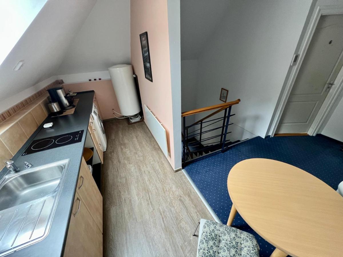 Privat Adriana Apartment Kremnica Exterior photo