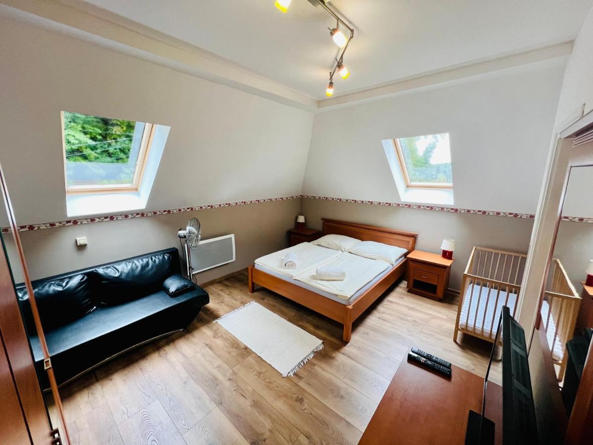 Privat Adriana Apartment Kremnica Exterior photo